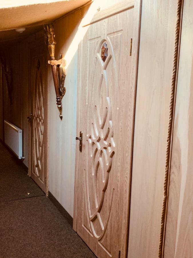 готельно-ресторанний комплекс  галицький замок Готель
